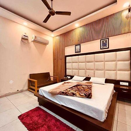 Hotel O The Miraj Sonipat Extérieur photo
